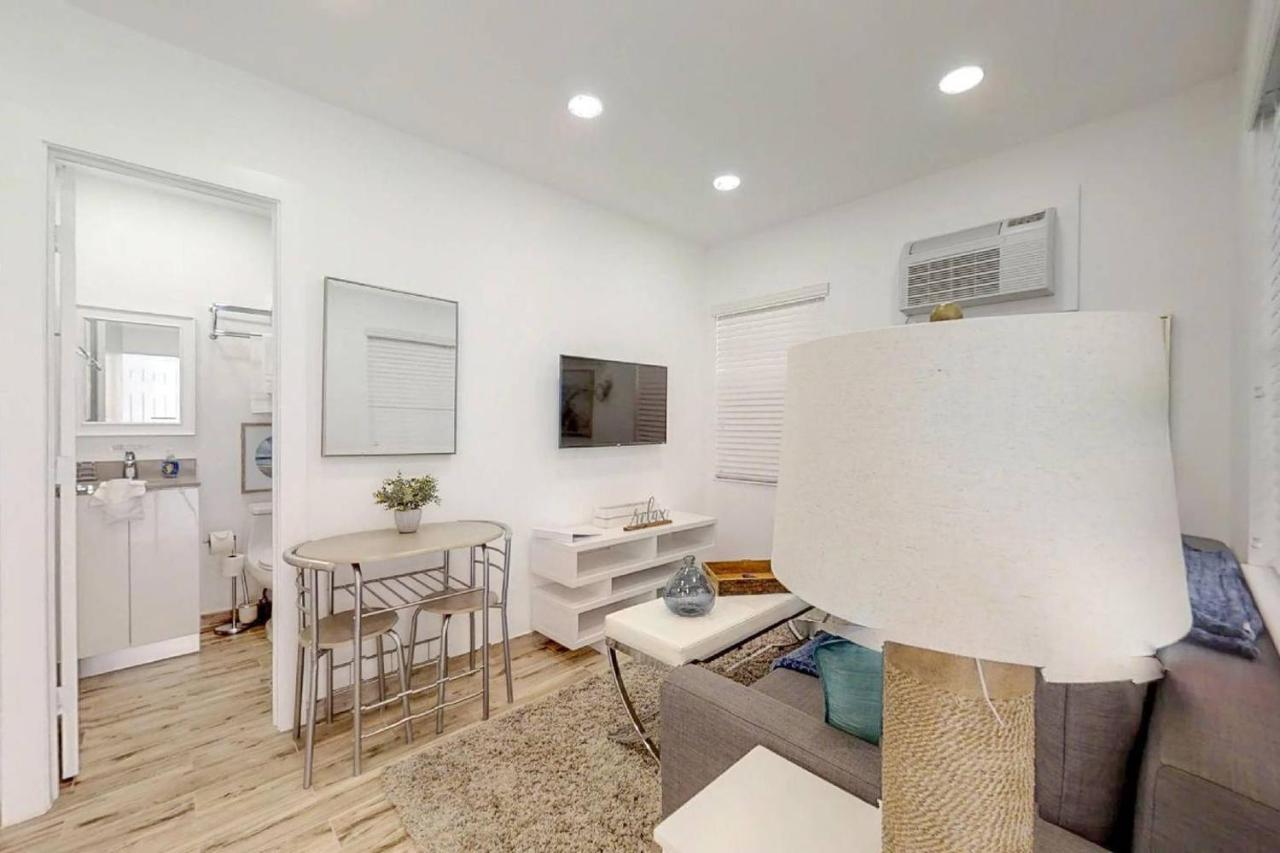 Chick & Fashionable 1 Bedroom Apt Beach Unit # 4 데이니아 비치 외부 사진